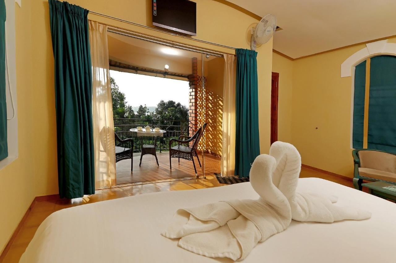 Vista Del Lago Ambalavayal Ngoại thất bức ảnh